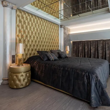 Jacuzzi Exotica Apartment *